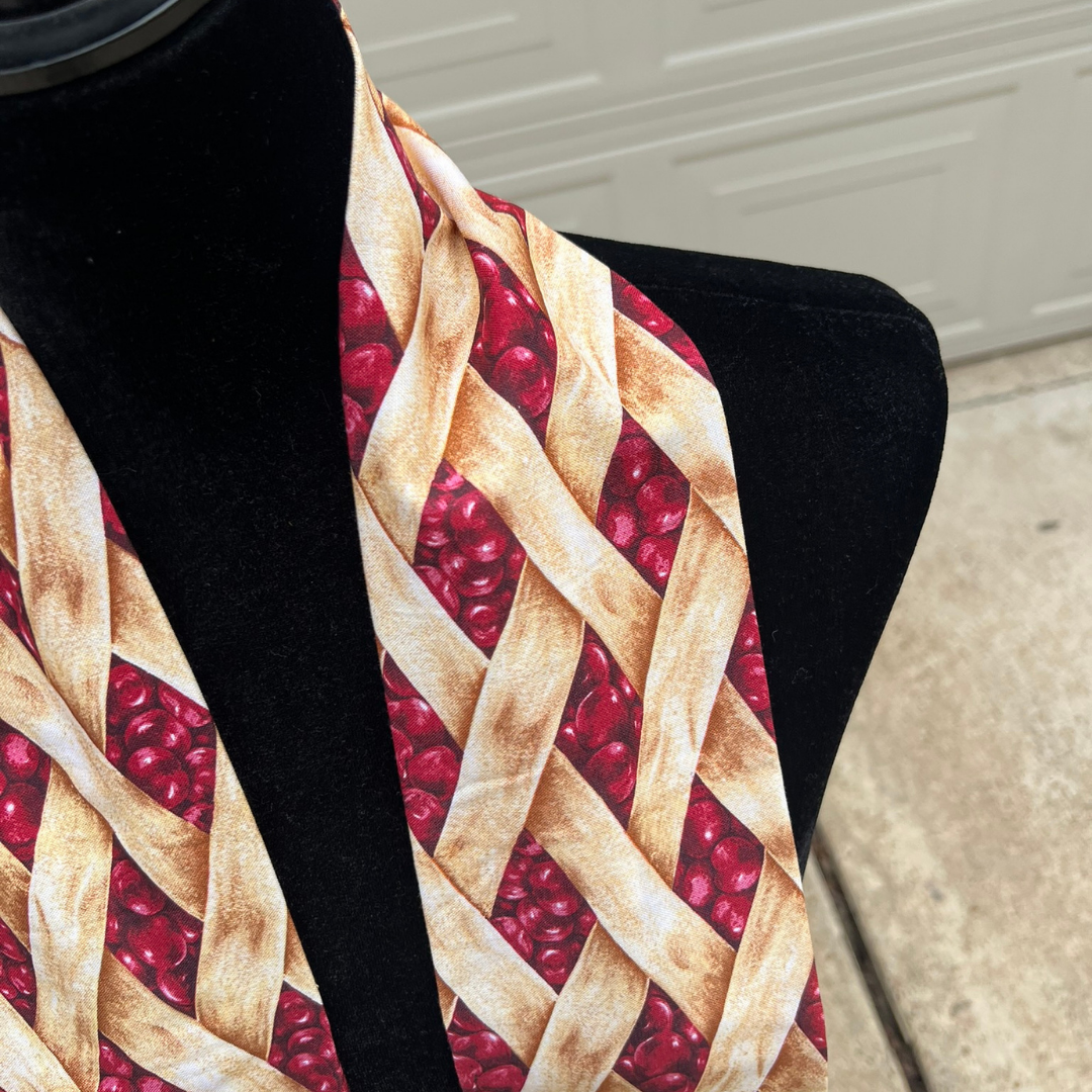 Pie Crust Kitchen Scarf